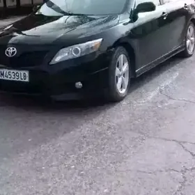 Toyota Camry 2010