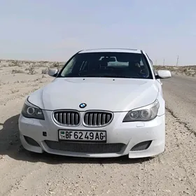 BMW E60 2003