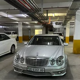 Mercedes-Benz E350 2006