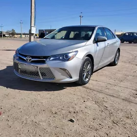 Toyota Camry 2016