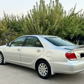 Toyota Camry 2005