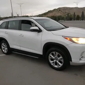 Toyota Highlander 2019