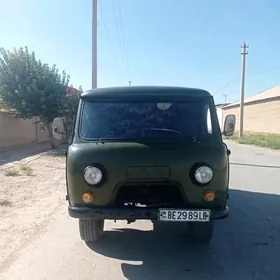 UAZ 2206 1987