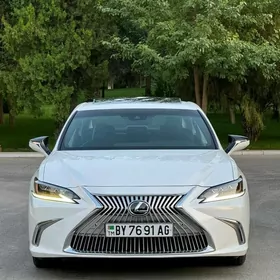 Lexus ES 350 2019