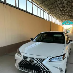 Lexus ES 350 2020