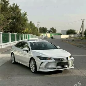 Toyota Avalon 2020