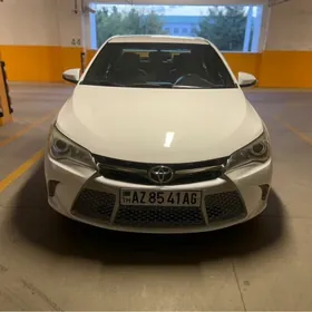 Toyota Camry 2016