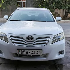 Toyota Camry 2011