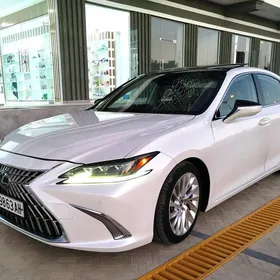 Lexus ES 350 2019