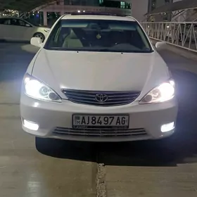 Toyota Camry 2005