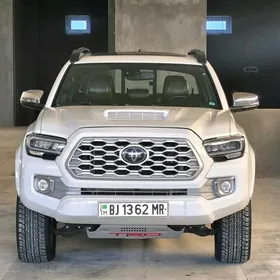 Toyota Tacoma 2018