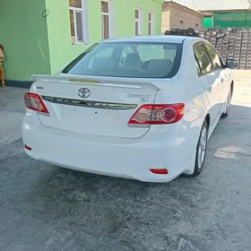 Toyota Corolla 2011