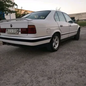 BMW 525 1990