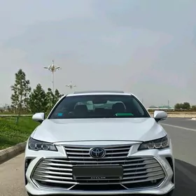 Toyota Avalon 2018