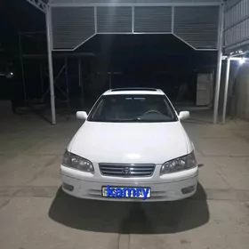 Toyota Camry 2001