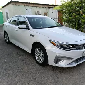 Kia Optima 2019