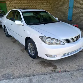 Toyota Camry 2005