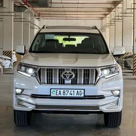 Toyota Land Cruiser Prado 2023