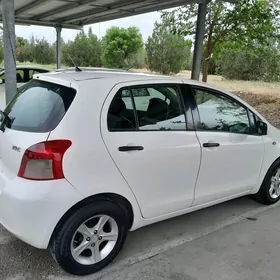 Toyota Yaris 2005