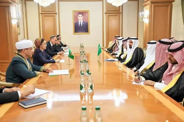 Saud wekiliýeti Aşgabatda haj we umra meseleleri boýunça gepleşikleri geçirdi