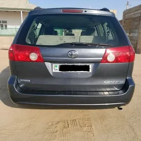 Toyota Sienna 2009