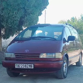 Toyota Previa 1992