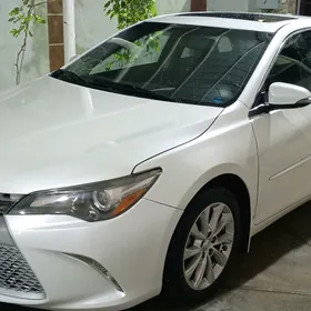 Toyota Camry 2016