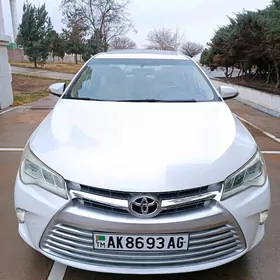 Toyota Camry 2017