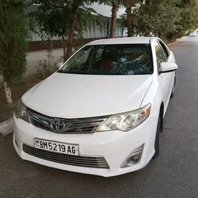 Toyota Camry 2014