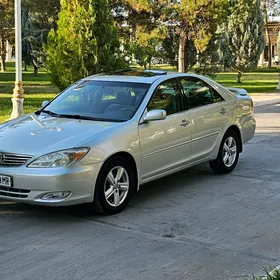 Toyota Camry 2004