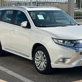 Mitsubishi Outlander 2022