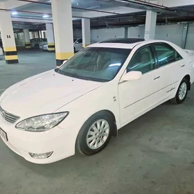 Toyota Camry 2005