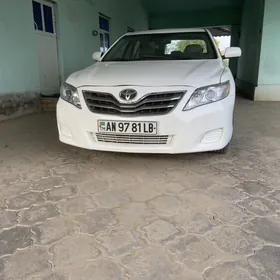 Toyota Camry 2010