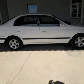 Toyota Corona 1995