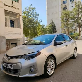 Toyota Corolla 2015