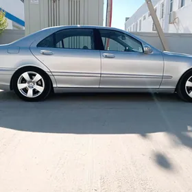 Mercedes-Benz S-Class 2004