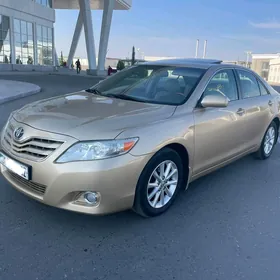 Toyota Camry 2011