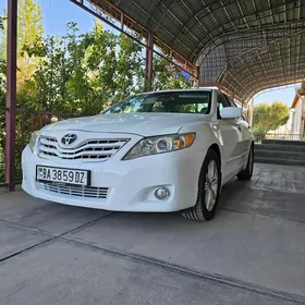 Toyota Camry 2010