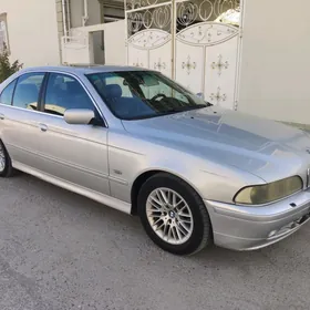 BMW 528 2001