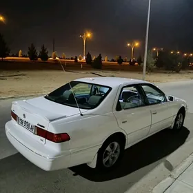 Toyota Camry 1997