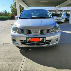 Nissan Versa 2010