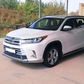 Toyota Highlander 2016