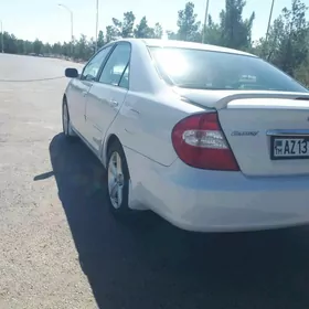 Toyota Camry 2004