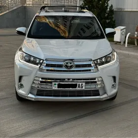 Toyota Highlander 2019