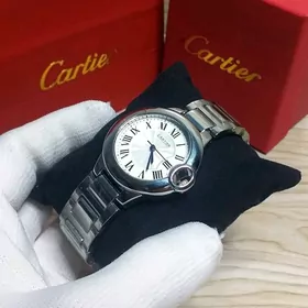 Cartier sagat часы