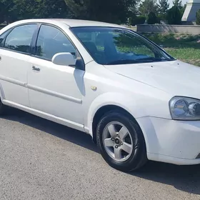 Daewoo Lacetti 2004