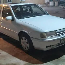 Opel Vectra 1992