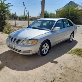 Toyota Avalon 2000