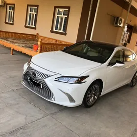 Lexus ES 350 2019