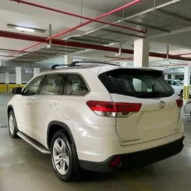 Toyota Highlander 2017